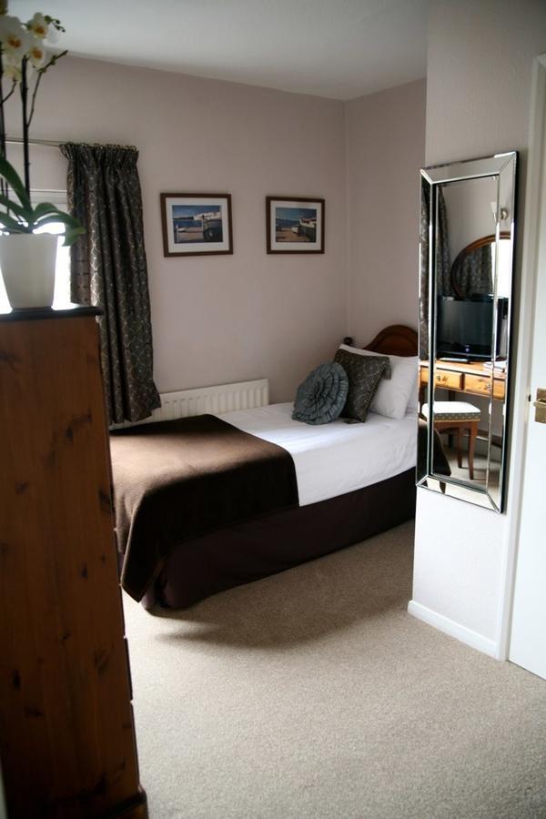 The Pytchley Inn West Haddon Bilik gambar